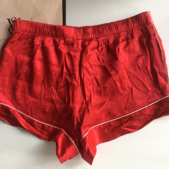 VICTORIAS SECRET RED POLKA DOT SATIN SLEEP SHORTS SMALL - Picture 3 of 10
